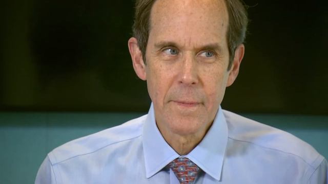Dr. Brian Druker speaks about Gert Boyle смотреть онлайн