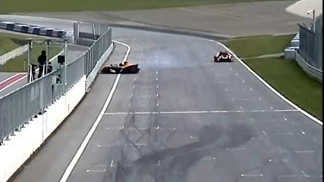 X-Bow Crash Kini смотреть онлайн