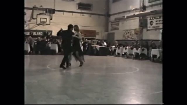 Buenos Aires 2002, Carolina Zokalski y Diego Di Falco смотреть онлайн