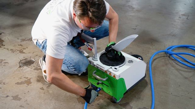 All you need to know about dry ice cleaning in detailing - how to use Dry Ice Energy! смотреть онлайн