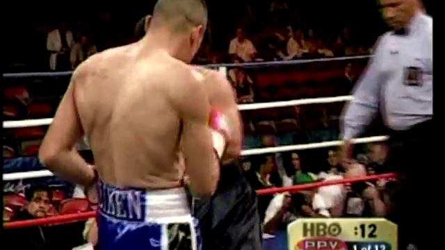 David Diaz vs. Jose Armando Santa Cruz Part 1 смотреть онлайн