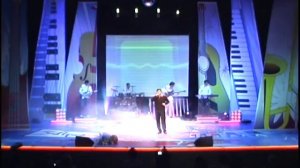 Нурула Раджабов   Обними меня