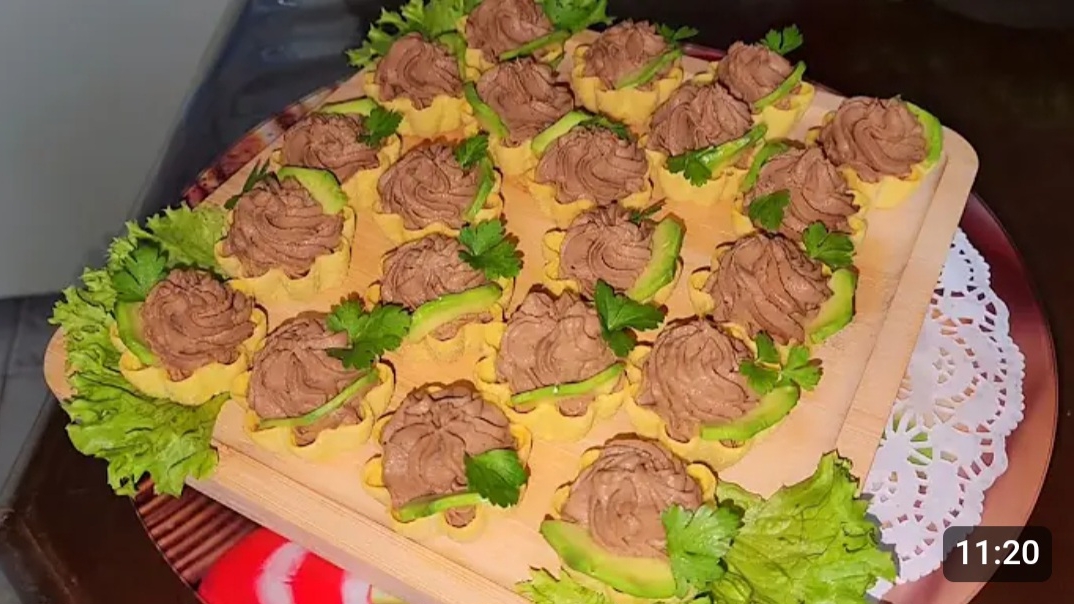 ТАРТАЛЕТКИ С ПАШТЕТОМ ИЗ КУРИНОЙ ПЕЧЕНИ.🐔🧅🥕🥑 смотреть онлайн