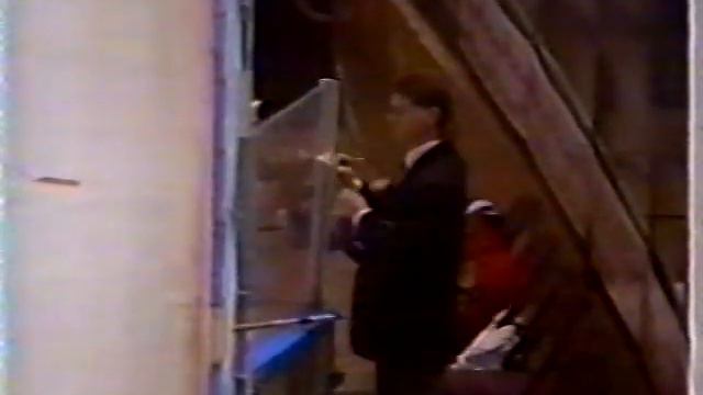 Mike Peluso Vs Adam Graves - Mar 11, 1992