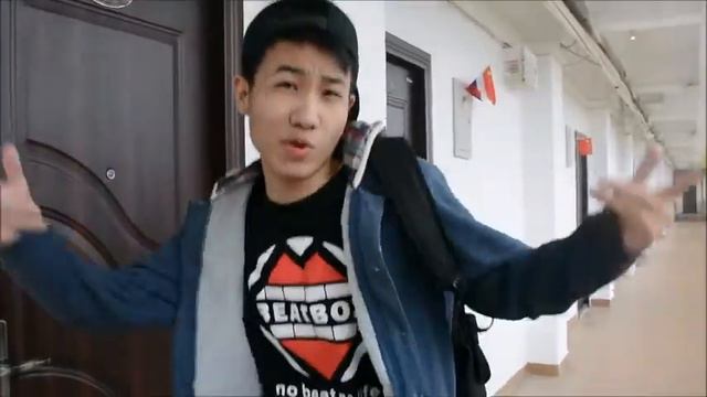 Pharell Williams - Happy (Coconutcity of Haikou 海口, China Edition) смотреть онлайн