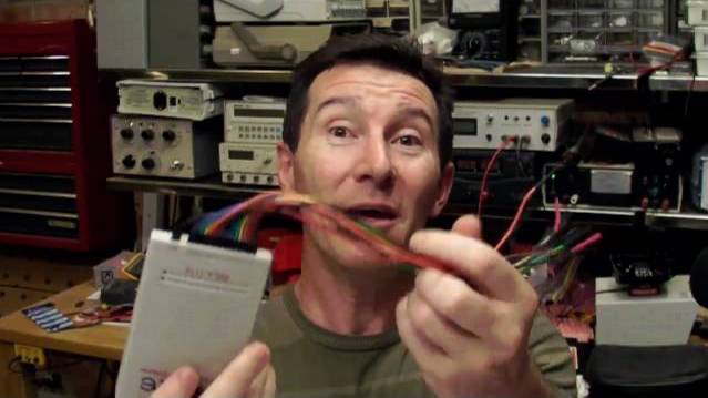EEVblog #44 - Part 2 - Logic Analyzer Tutorial смотреть онлайн