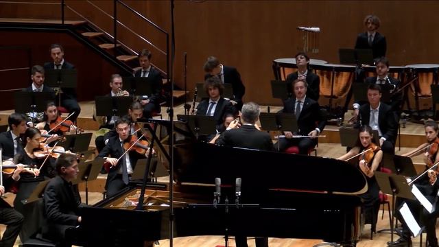 Freddy Kempf / Pietro Veneri - Orchestra Cupiditas - live - Grieg, Piano concerto op. 16 смотреть онлайн