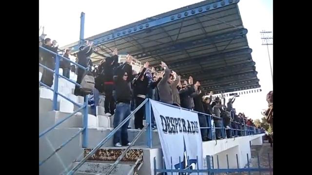 Κερκίδα στο El Paso | Desperados смотреть онлайн