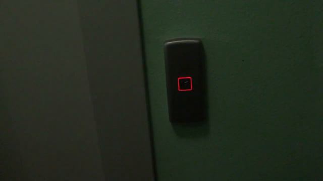 Электрические лифты V=1 м-с, грузоподъемность 400, 630 кг (2984)