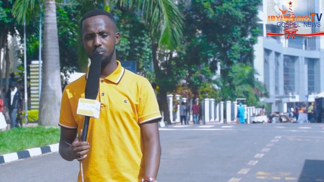 Tresor wo muri True Promises yakugeneye ubutumwa bwa Noheli n'ubunani смотреть онлайн