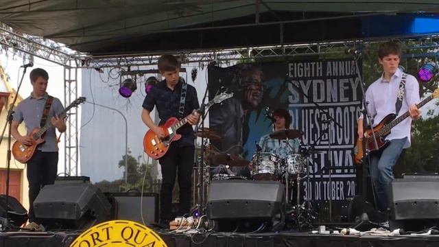 Shake For Me - Howlin' Wolf @Sydney Blues and Roots Festival смотреть онлайн