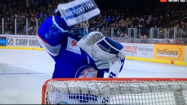 Dennis Hollenstein vernascht Schlegel смотреть онлайн