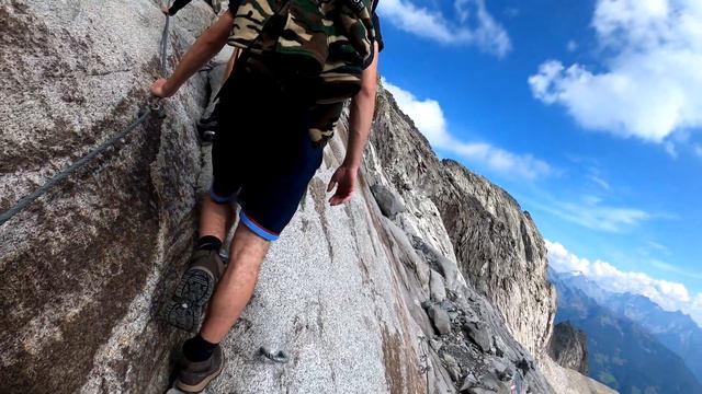 Rifugio Vittorio Veneto al Sasso Nero (3026 m) смотреть онлайн