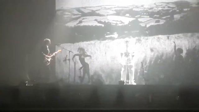 Massive Attack vs Adam Curtis -6 смотреть онлайн