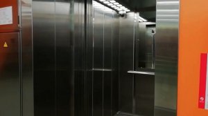 Лифт на станции метро Ольховая