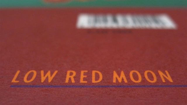 Belly – Low Red Moon (Demo) смотреть онлайн