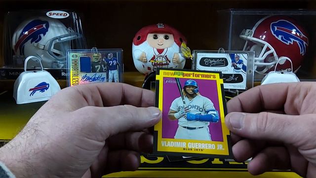 2020 Topps Heritage Baseball Hobby Box смотреть онлайн