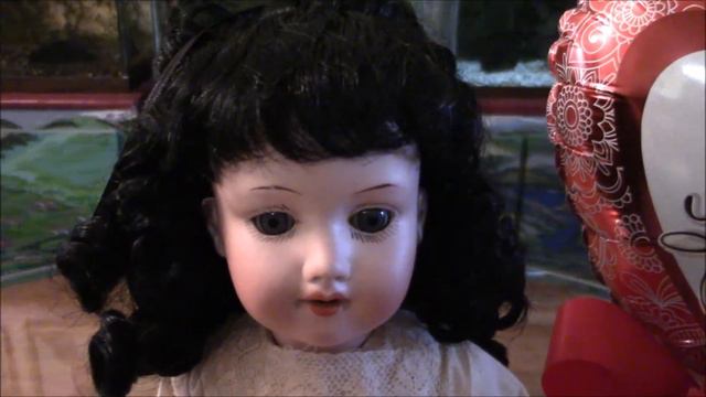 Celebrating Valentine's With My Antique Armand Marseille Doll смотреть онлайн
