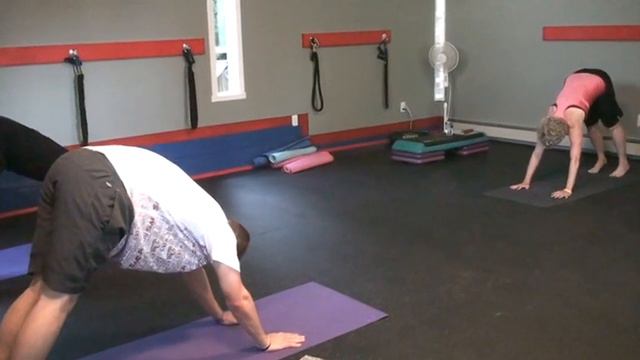 Yoga for Hockey Players with O'Neill Conditioning in Delta BC смотреть онлайн