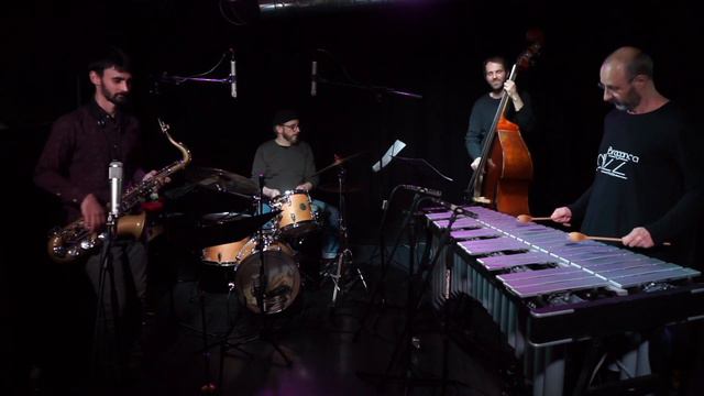 Sail Away (Tom Harrell) in Sinestesia (barcelona) смотреть онлайн