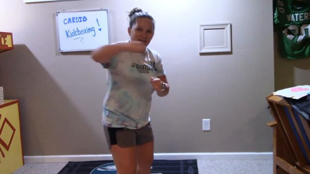 Cardio Kickboxing Lesson смотреть онлайн