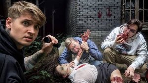 (макс ващенко)МАНЬЯКИ ЗАСТАВИЛИ МОИХ ДРУЗЕЙ ЕСТЬ ЧЕЛОВЕКА. Я НАБРОСИЛСЯ НА МАНЬЯКА