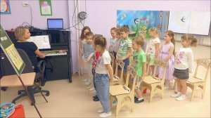 Музыкальное занятие  "Знакомство с музыкальными профессиями"