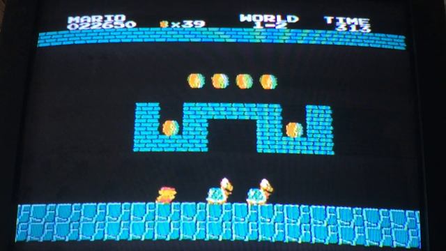 Прохождение супер Марио брос ,пэк-мэн на приставке:8бит