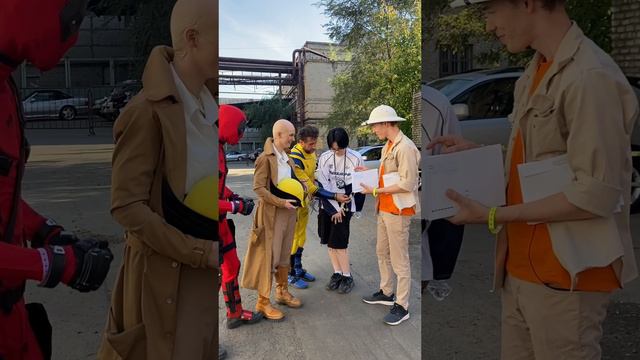 Воришка дэдпул и не знаем что такое первые ножницы