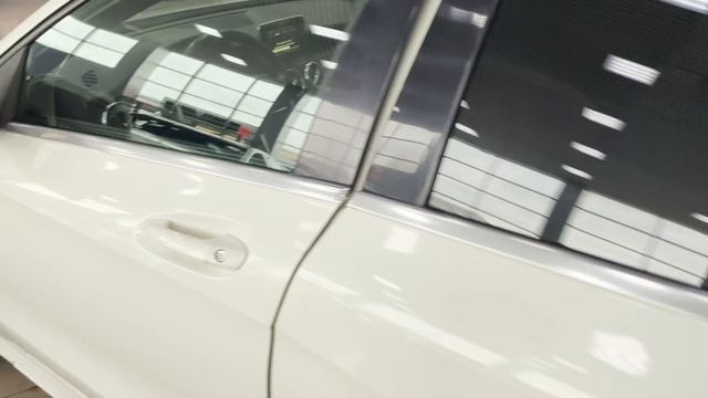 Автосалон AUTODOM