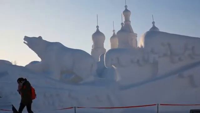 Чудеса из снега и льда...