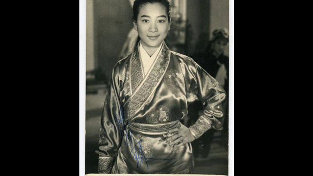 粵語武俠片音樂及陳寶珠,蕭芳芳劇照兼海報 смотреть онлайн