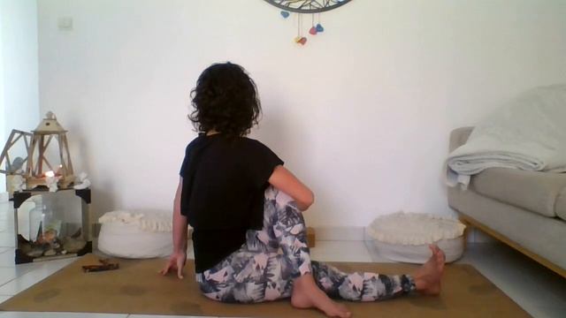 Yoga détox émotionnelle смотреть онлайн