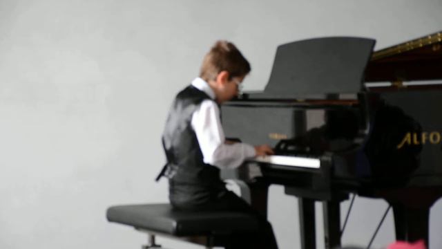 Yoan-Asen Hristov play at Mozart International Piano Competition Frascati смотреть онлайн
