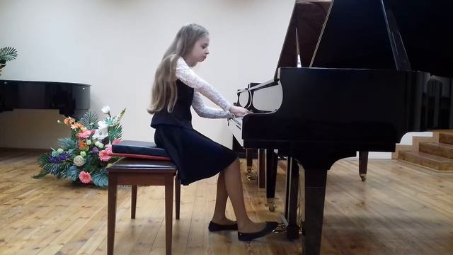 Маша Коваленок, 12 лет, С.Майкапар "Прелюдия и фугетта" смотреть онлайн