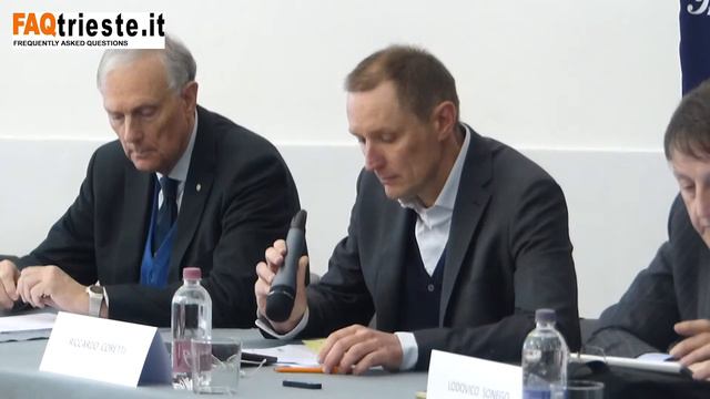 2 PT TAV in collegamento telefonico sen. Stefano PATUANELLI смотреть онлайн