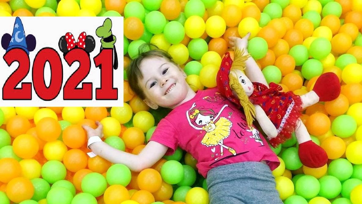 Сборник 2021. Выставка драконов 🦖 смотреть онлайн