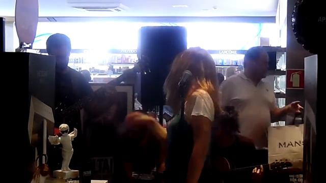 Leonor Andrade (Live Performance - Perfumes & Companhia) 5 смотреть онлайн