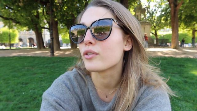 I might move to Paris - life of a model смотреть онлайн