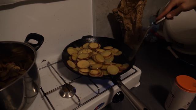 LINN SVAHN TILLBAKA I VLOGGEN & NYÅRFIRANDE I FJÄLLEN смотреть онлайн