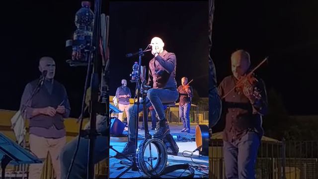 Glee's - Drunken Sailor (Traditional Shanty) смотреть онлайн