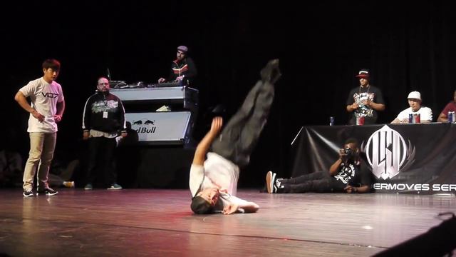 World Powermove Series 2012 - bboy Kill VS bboy Hill смотреть онлайн