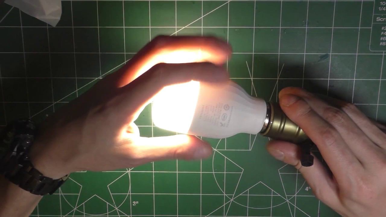 Обзор Лампа Xiaomi Yeelight Led White Wi-Fi Smart home - Умная лампочка! смотреть онлайн