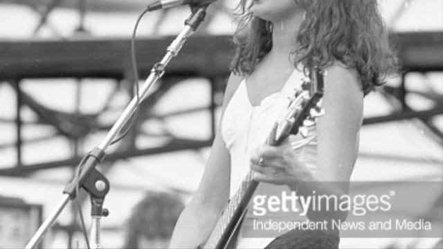 Susanna Hoffs - Sunshine (Unreleased Cover) смотреть онлайн
