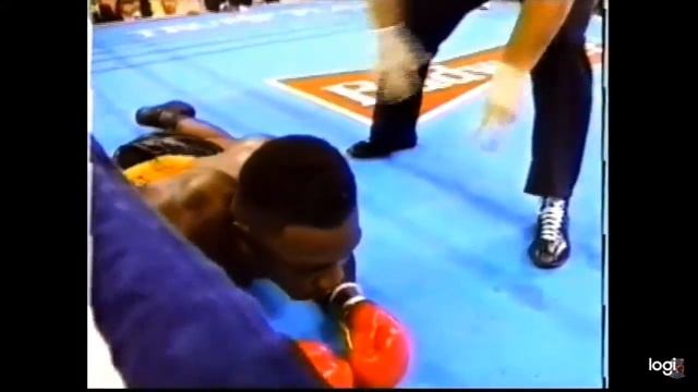 A BRIEF REVIEW OF A KNOCKOUT IN BOXING. смотреть онлайн