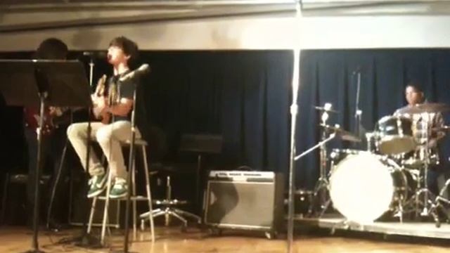 Jacob Kogan plays "It's Working" by MGMT смотреть онлайн