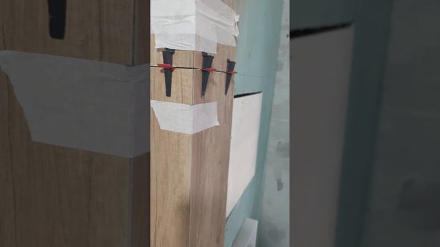 Ровный угол из кривой плитки! можно,но сложно,😎 9plitok.ru смотреть онлайн