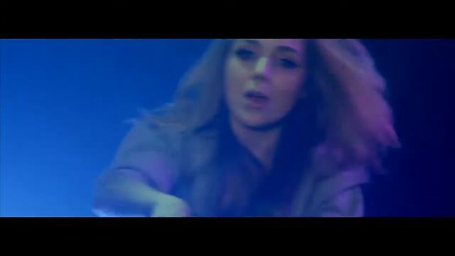 Lucie Vondráčková-zombie смотреть онлайн