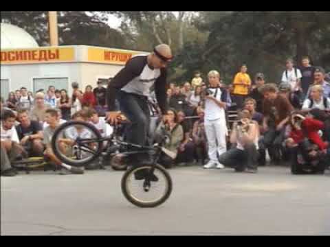 Трюки на велосипеде BMX. Катаем на бмх. смотреть онлайн