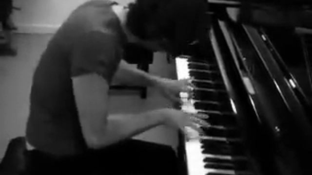 James Rhodes plays Bach смотреть онлайн